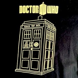 Dr Who Tardis Tee Shirt Size M